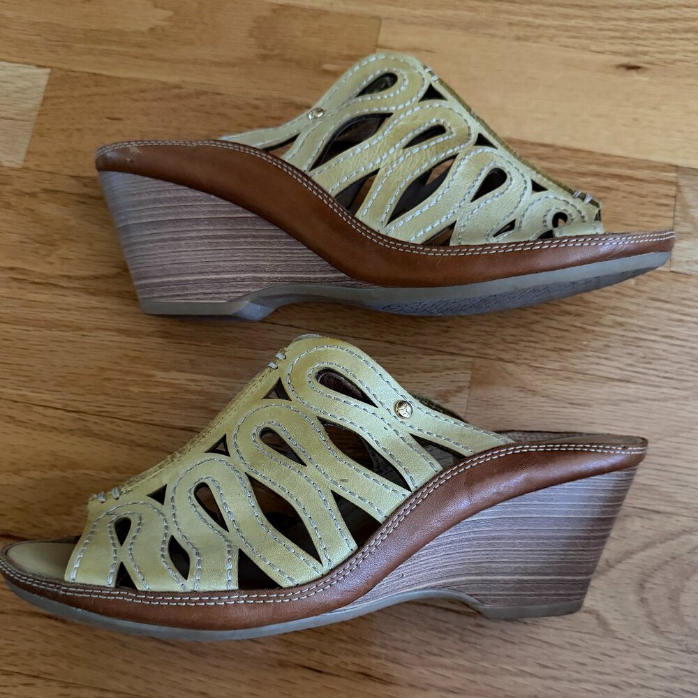 Pikolinos Capri Leather Wedge Sandals Size 40 or 9.5